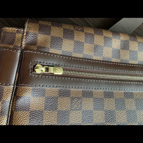 Louis Vuitton classic men messenger bag - Picture 6 of 16